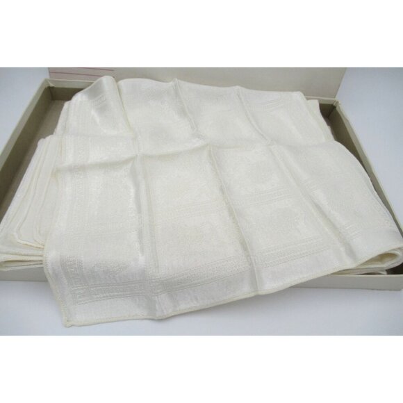 Vintage Scranton Ivory Lace Satin Proofed Table Cloth with 12 Napkins 72" X 90" - Picture 2 of 6